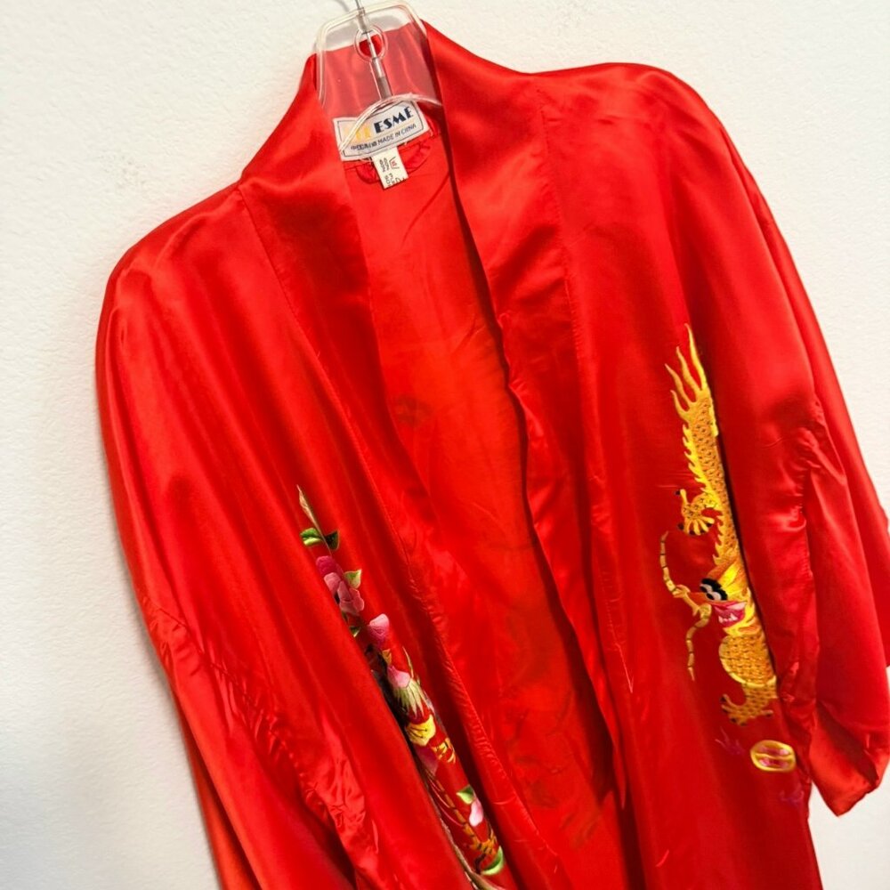 ESME 100% Silk Red Kimono Robe Embroidered Dragon (No belt) Size M ? - Picture 4 of 10